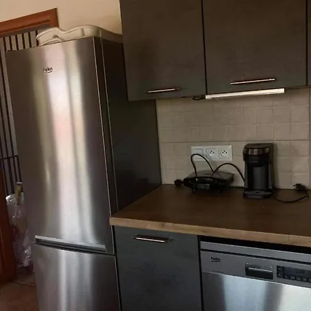 Prazdninovy Dum Na Palave S Vinnym Sklepem Milovice (South Moravian)